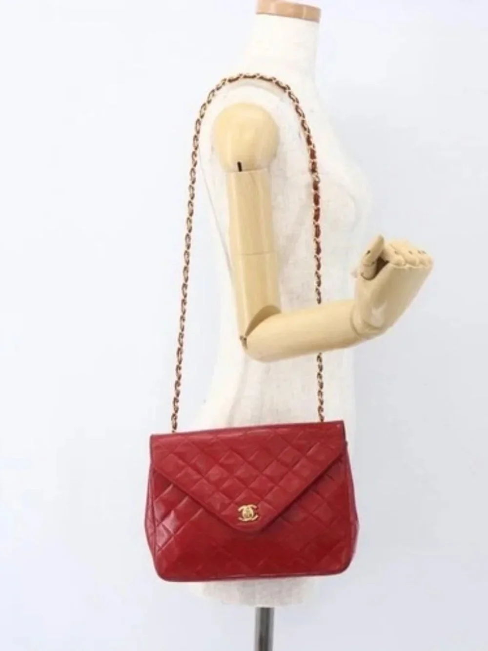 CHANEL Matelasse Chain Shoulder Bag Lamb Skin Gold Red CC Auth 162544